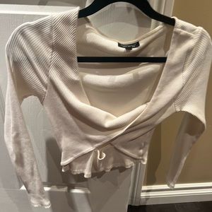 White long sleeve crop top Topshop size US 2
